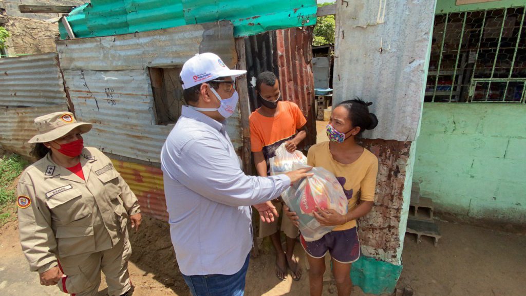 Alcalde de Caroní atendió con alimentos a más de 2940 familias de la parroquia Chirica